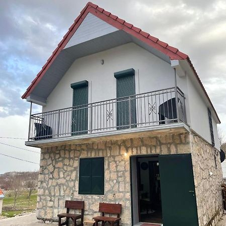 Guest House Markovic Lovcen Cetinje Eksteriør billede