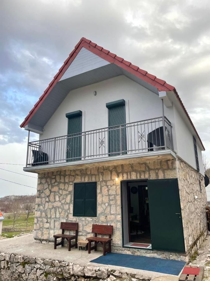 Guest House Markovic Lovcen Cetinje Eksteriør billede
