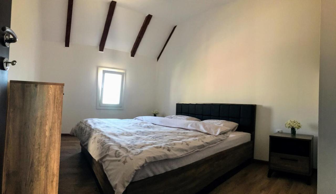 Guest House Markovic Lovcen Cetinje Eksteriør billede