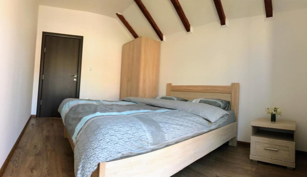Guest House Markovic Lovcen Cetinje Eksteriør billede